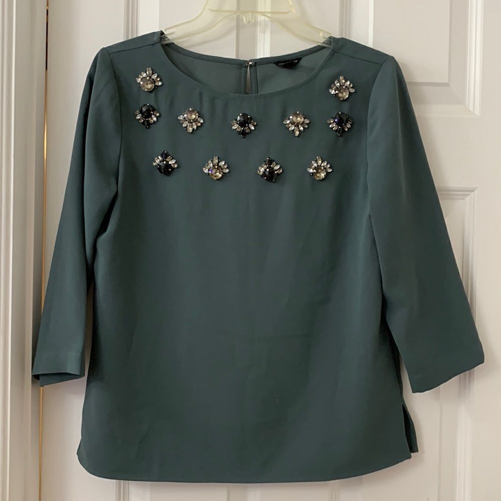 Ann Taylor size XS 3/4 sleeve olive green top